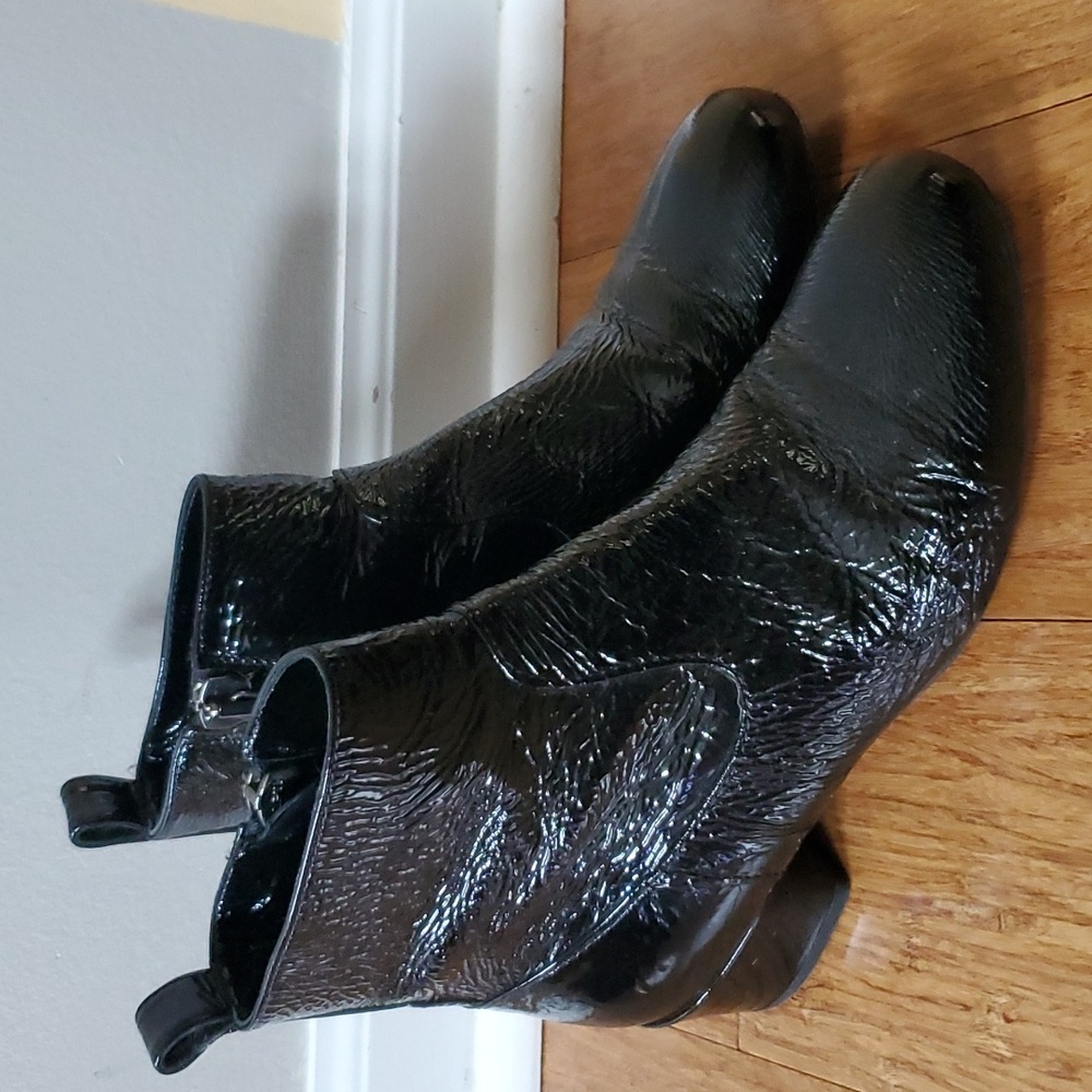 L' idea by Lori Black Patent Leather Ankle Boots Size 37 1/2